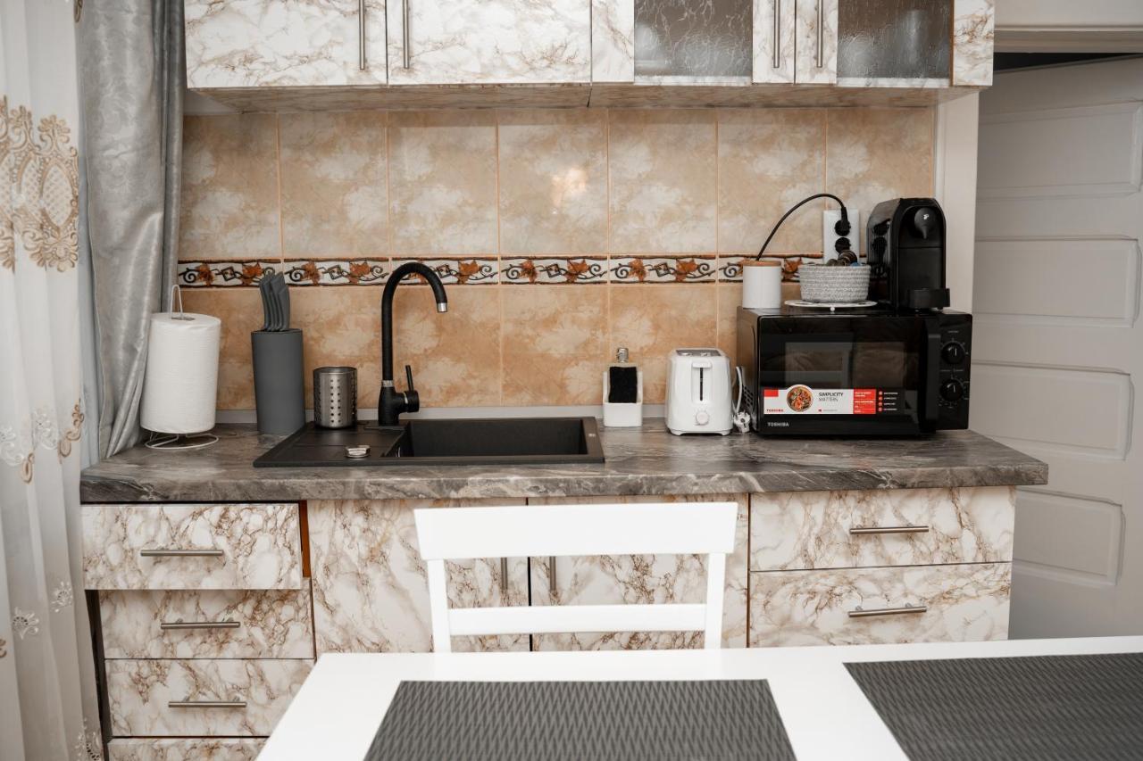Apartament Panoramic La Casa In Comuna Răşinari Exteriör bild