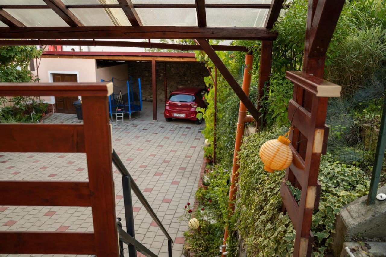 Apartament Panoramic La Casa In Comuna Răşinari Exteriör bild